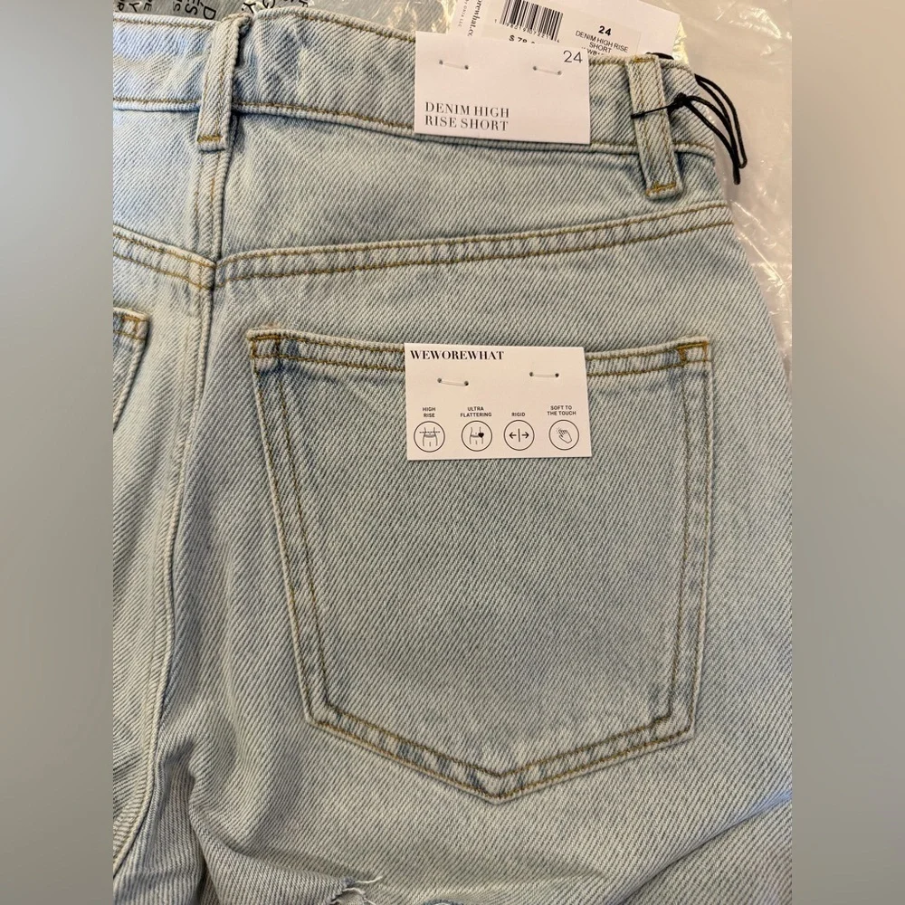We Wore What Denim High Rise Short Size 24